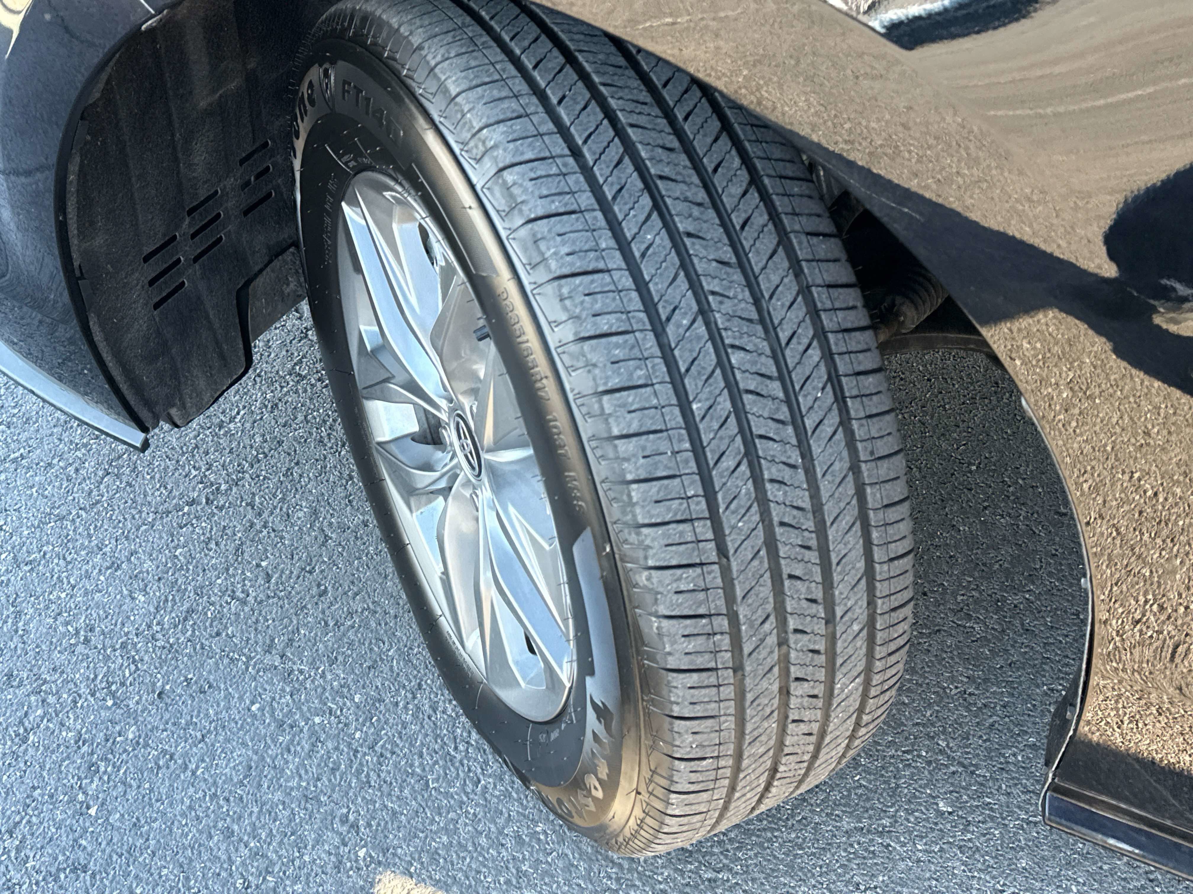 2026 Toyota SIENNA XLE XLE