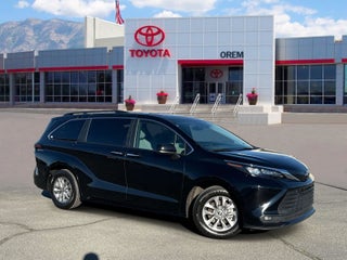 2026 Toyota SIENNA XLE XLE