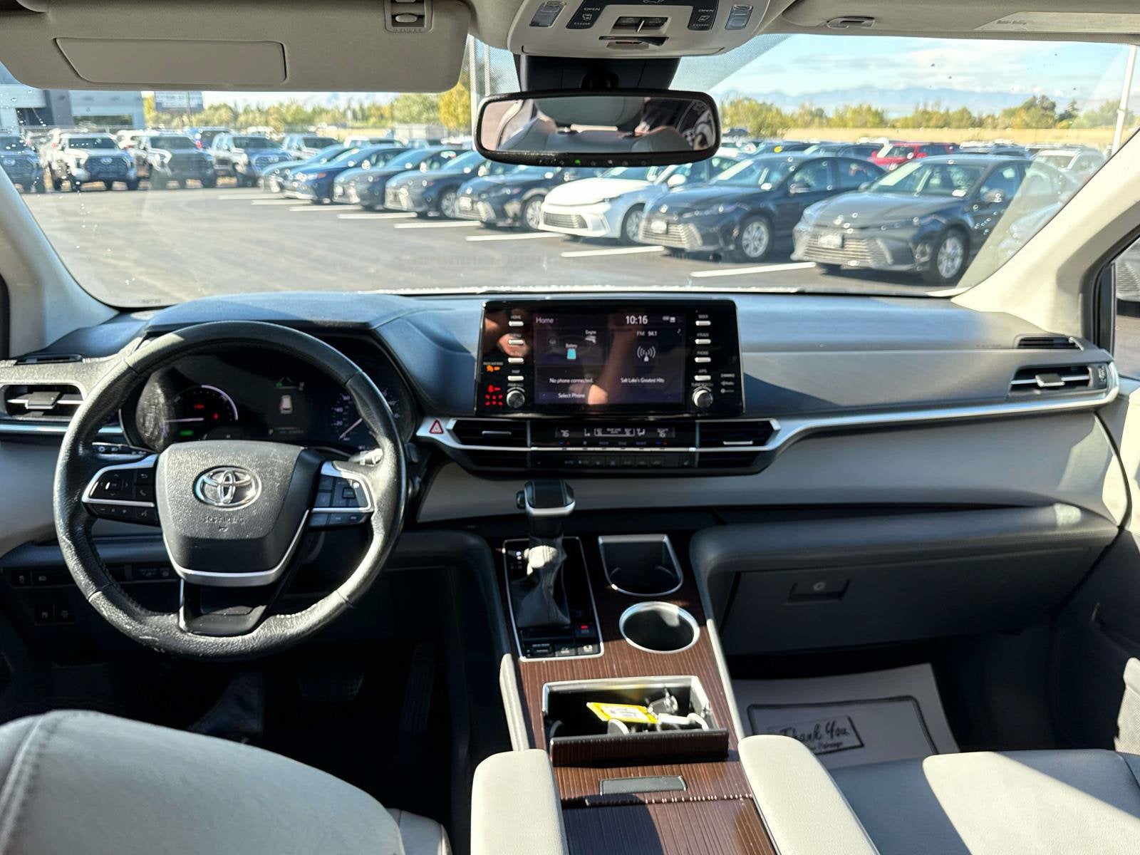 2023 Toyota Sienna XLE