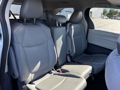 2023 Toyota Sienna XLE