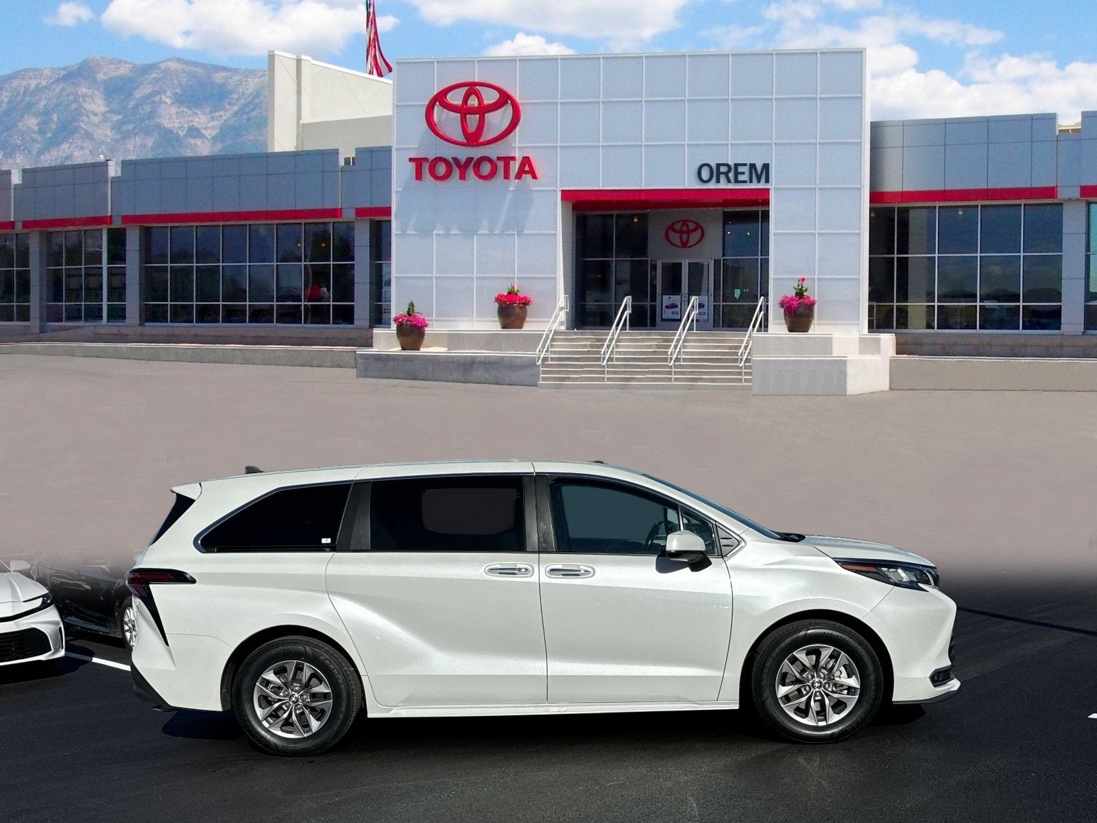 2023 Toyota Sienna XLE