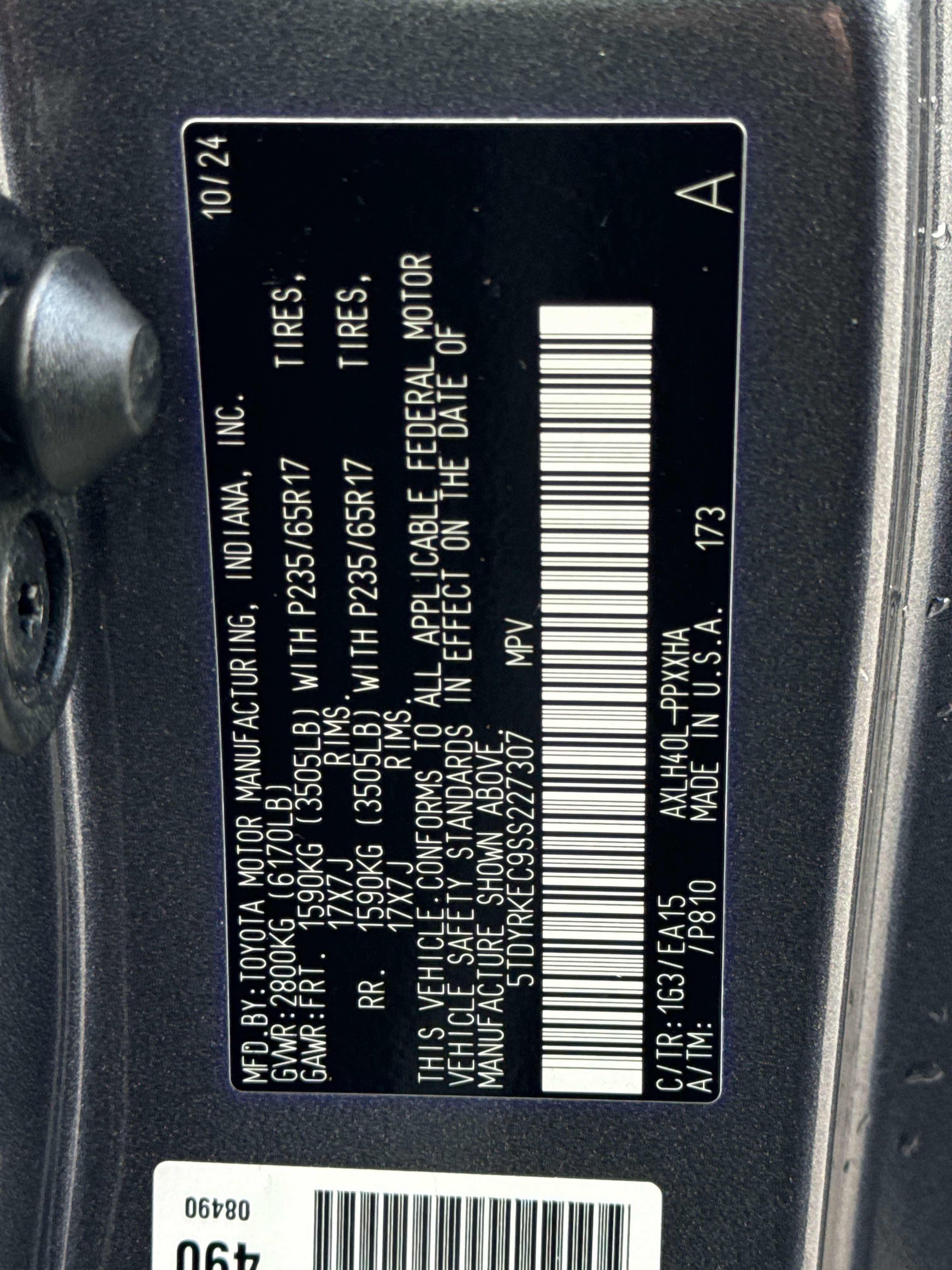 2025 Toyota SIENNA XLE XLE