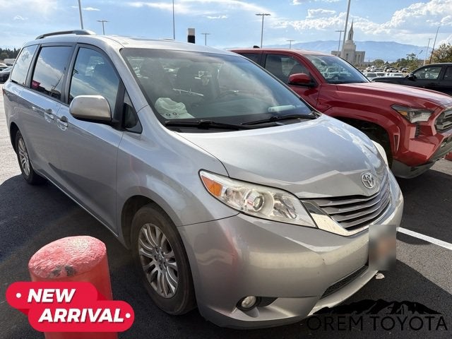 2017 Toyota Sienna XLE Premium