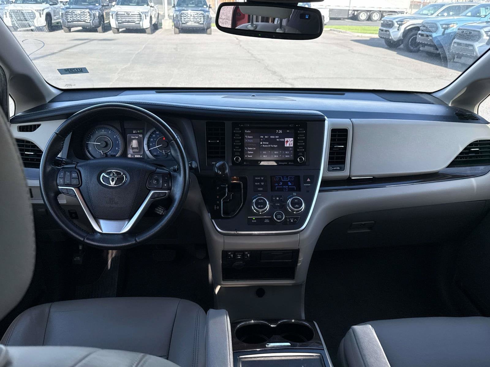 2020 Toyota Sienna XLE Auto Access Seat