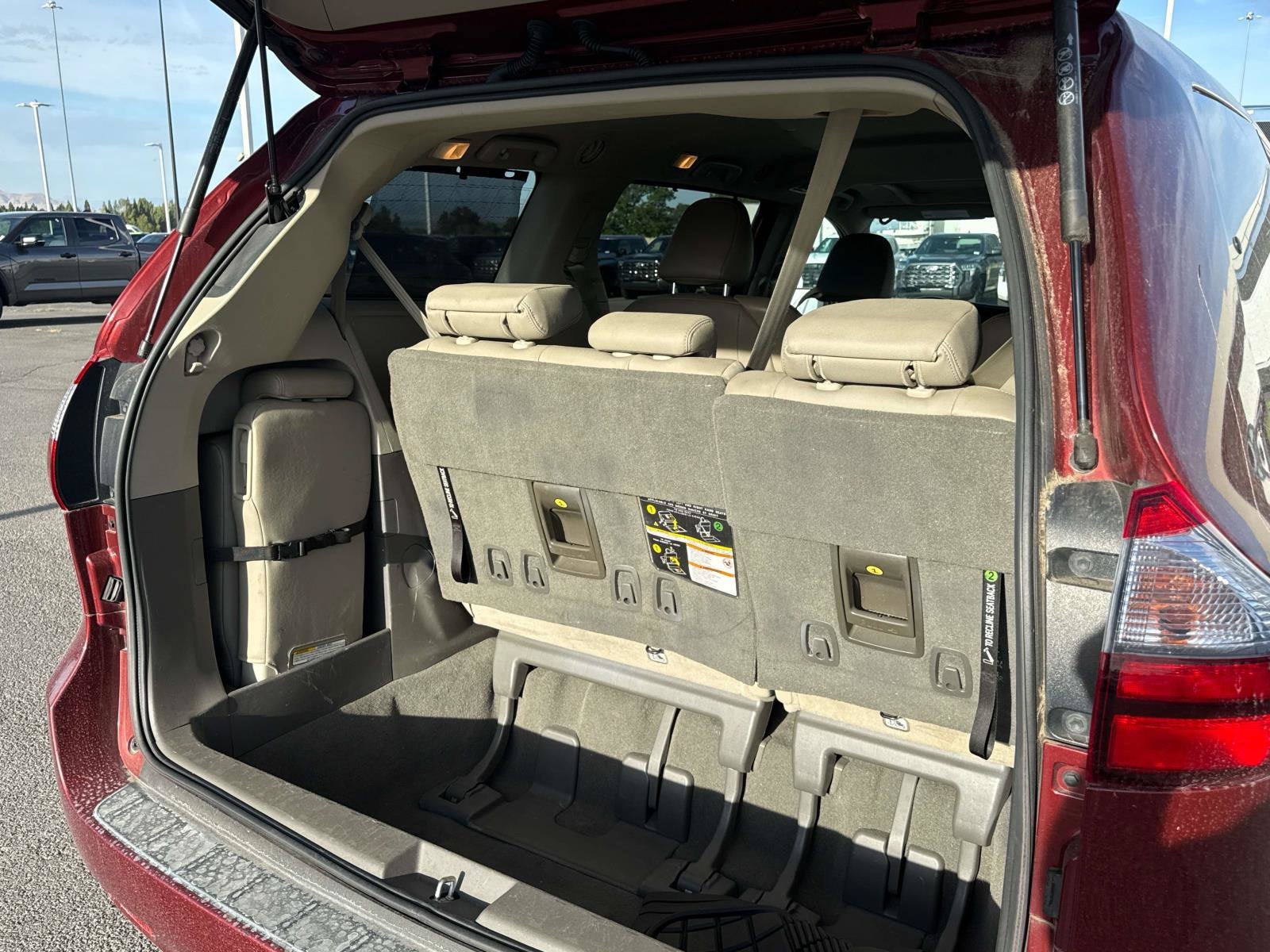 2020 Toyota Sienna XLE Auto Access Seat