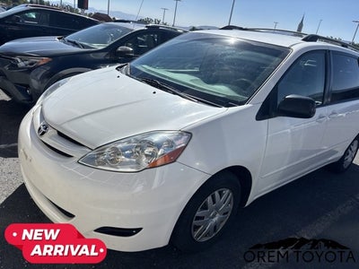 2008 Toyota SIENNA LE