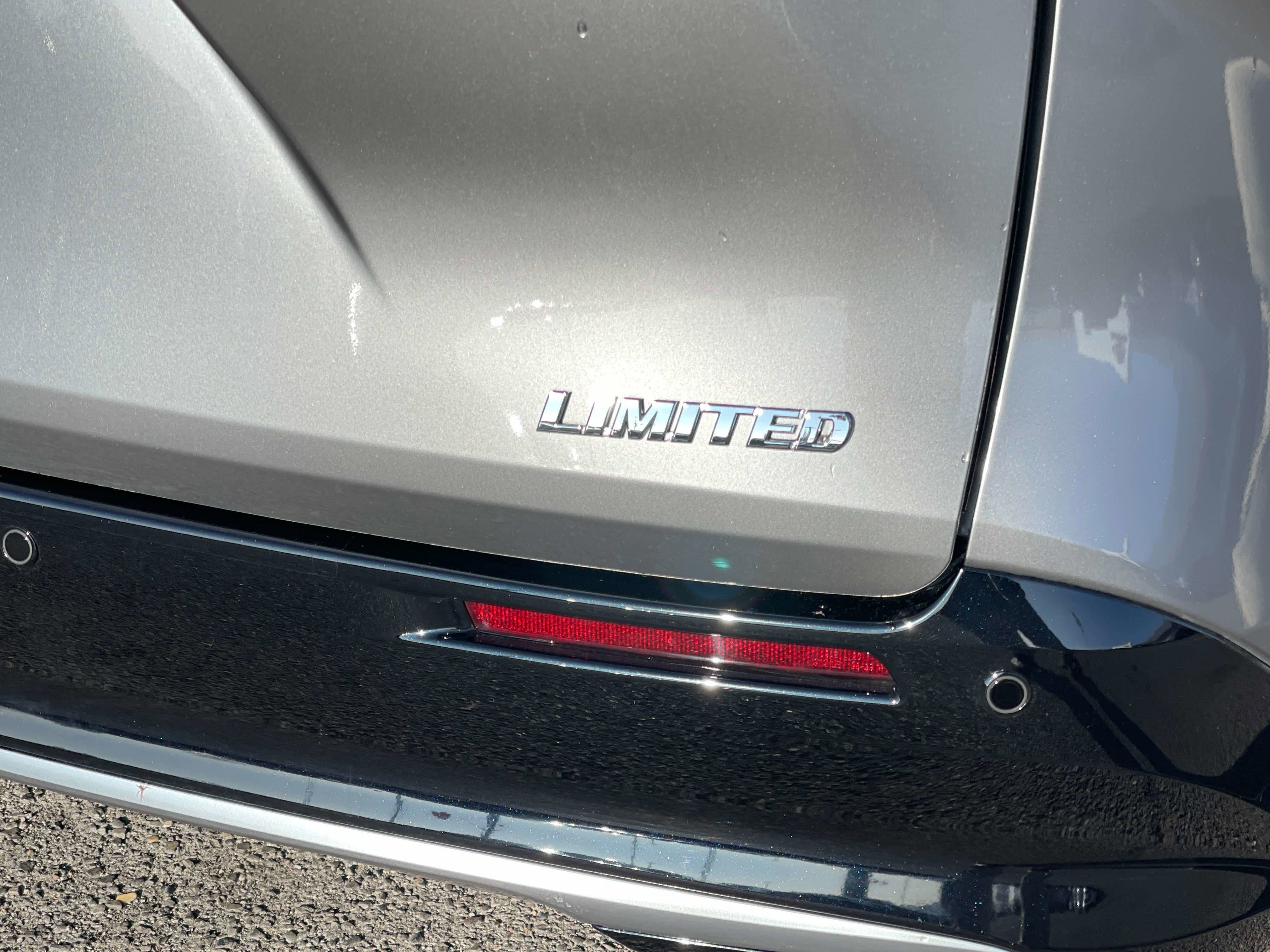 2026 Toyota SIENNA LIMITED Limited