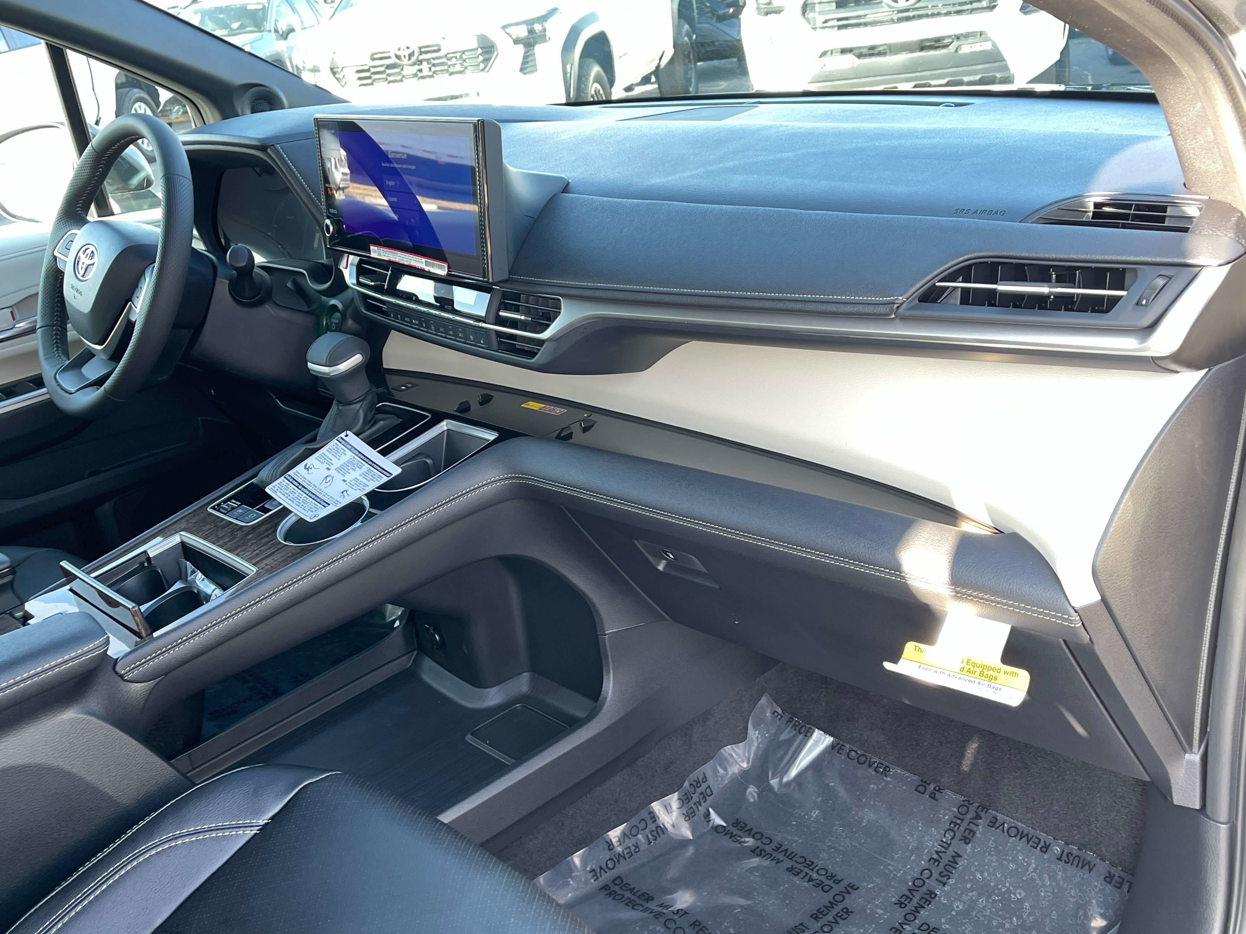 2026 Toyota SIENNA LIMITED Limited