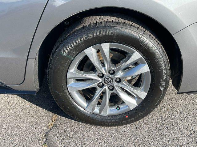 2026 Toyota SIENNA LIMITED Limited