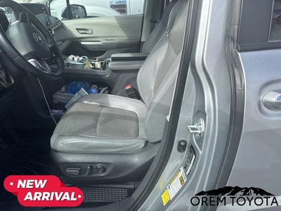 2022 Toyota Sienna Limited
