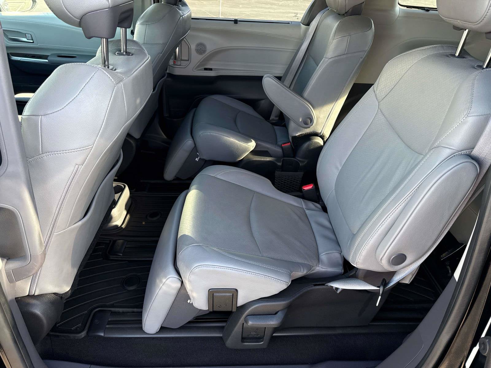 2024 Toyota Sienna Limited