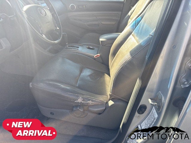 2005 Toyota TACOMA Double 128" Auto 4WD (Natl)