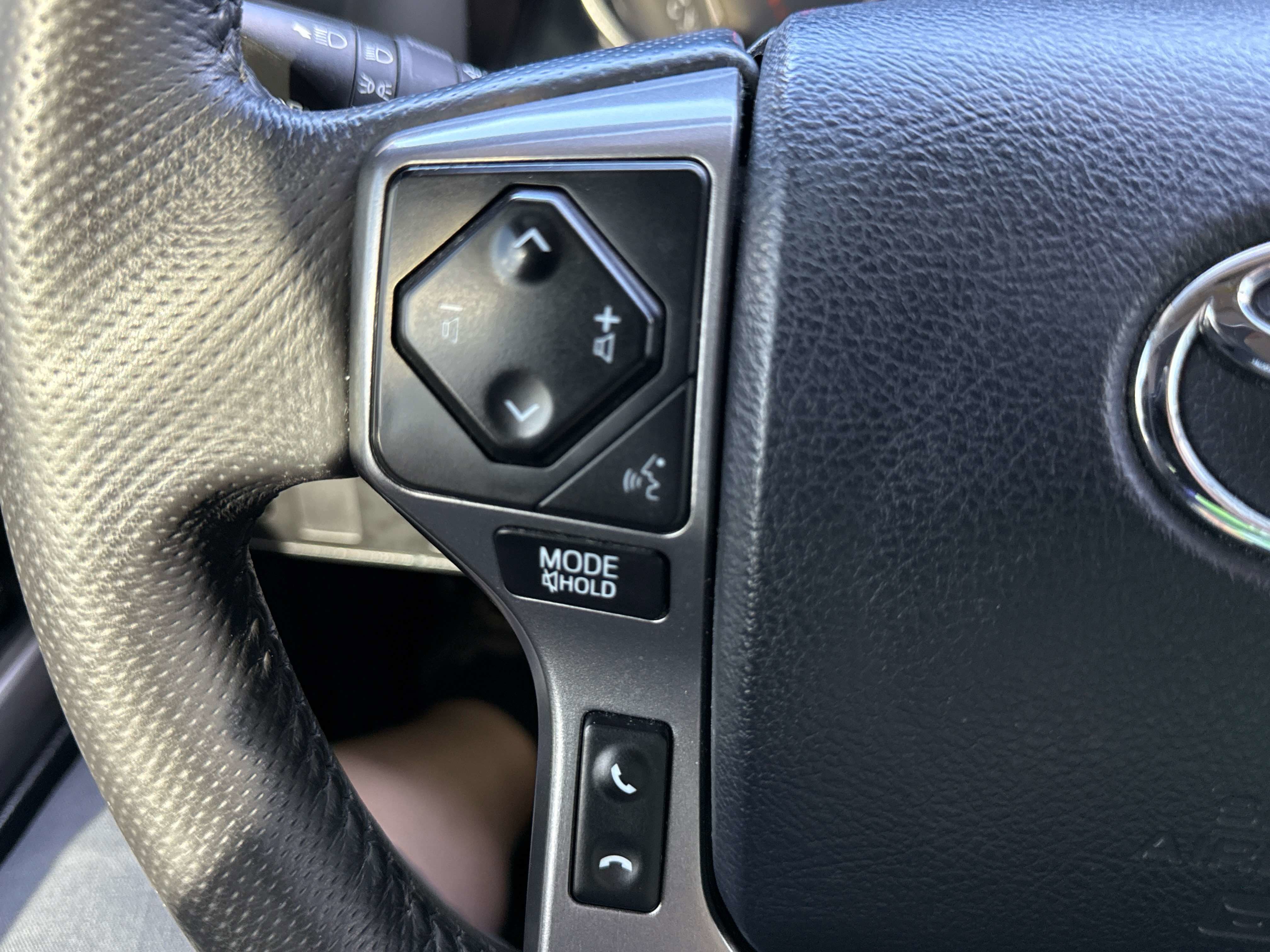 2017 Toyota TACOMA SR5 SR5