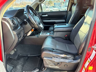 2015 Toyota TUNDRA 4X4 SR5