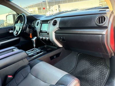 2015 Toyota TUNDRA 4X4 SR5