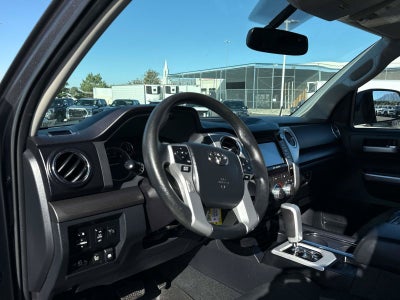 2017 Toyota Tundra SR5