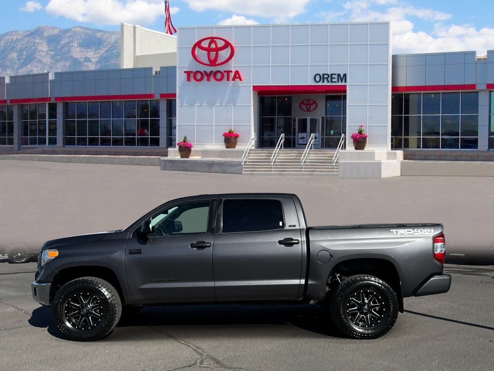 2017 Toyota Tundra SR5