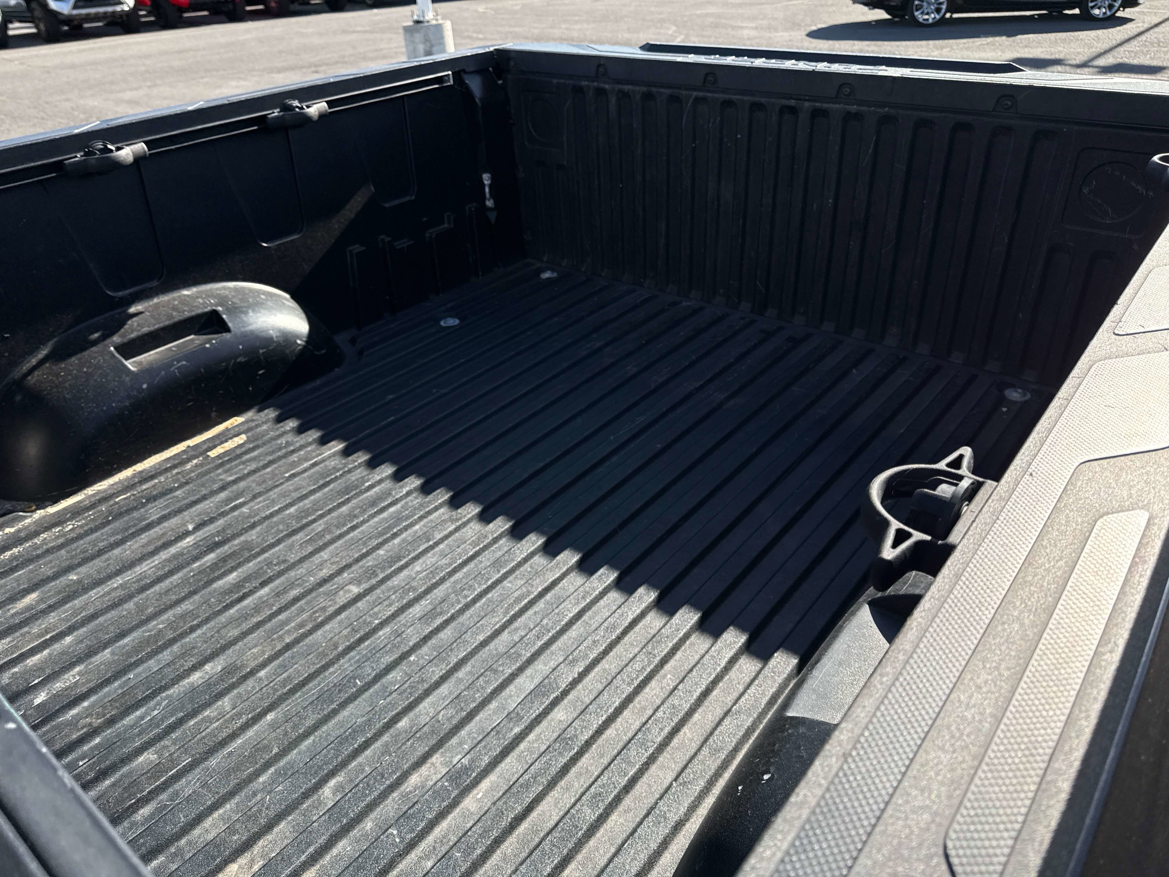 2024 Toyota TUNDRA 4X4 SR5