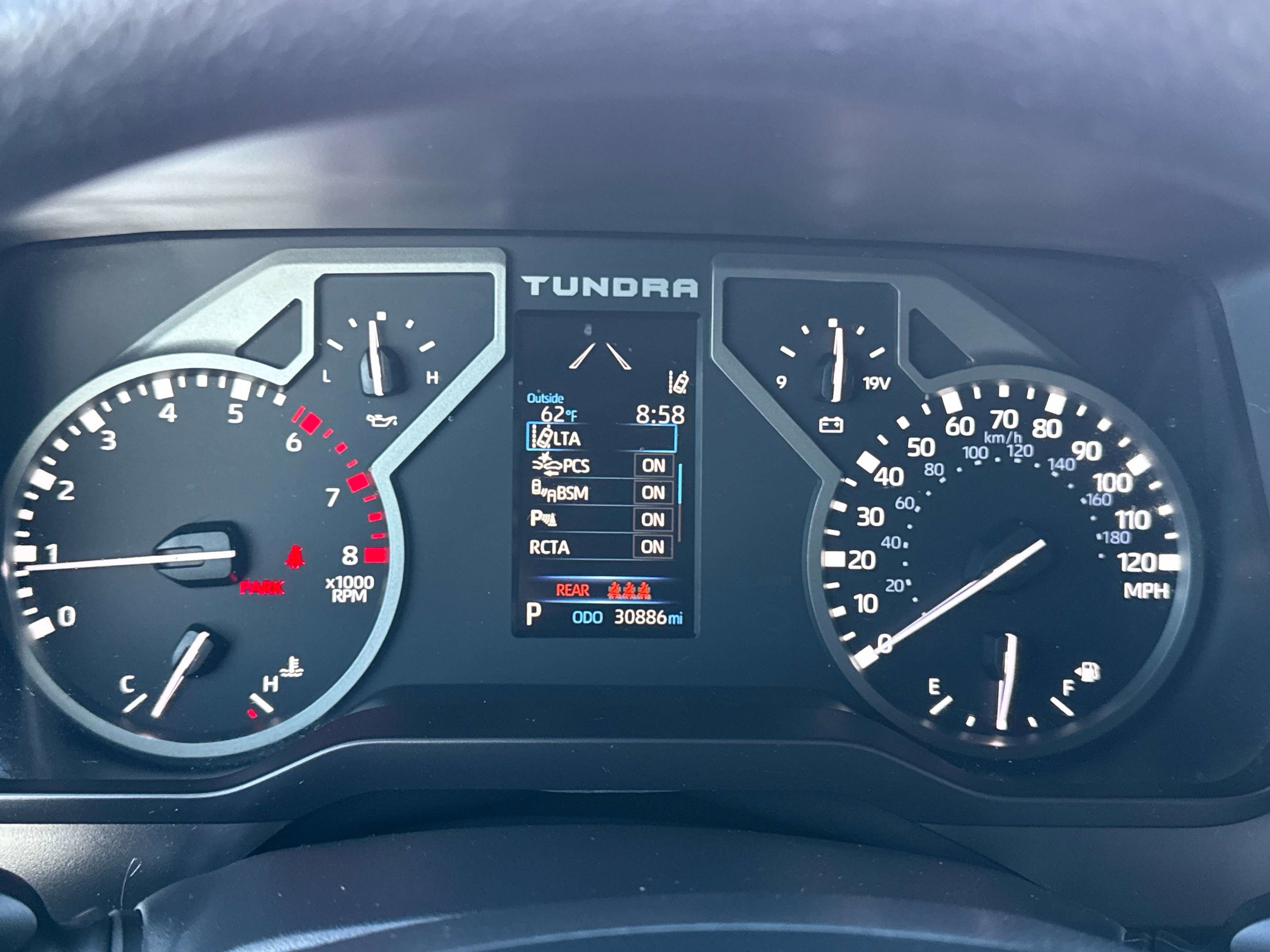 2024 Toyota TUNDRA 4X4 SR5