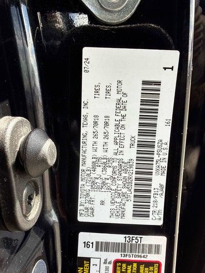 2024 Toyota TUNDRA 4X4 SR5
