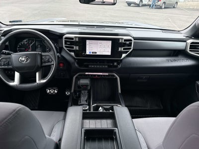 2025 Toyota TUNDRA 4X4 SR5