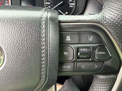 2025 Toyota TUNDRA 4X4 SR5