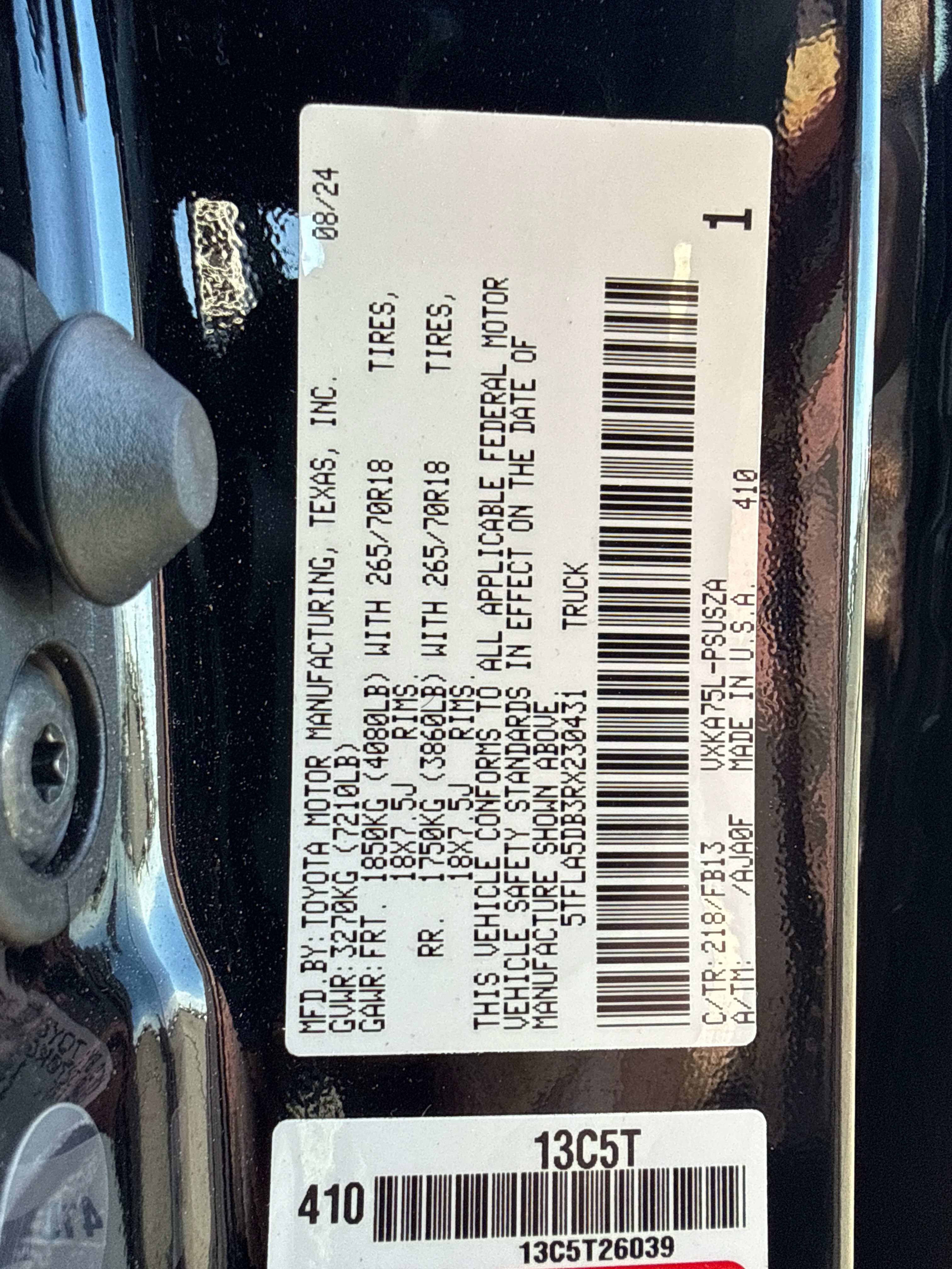 2024 Toyota TUNDRA 4X4 SR5