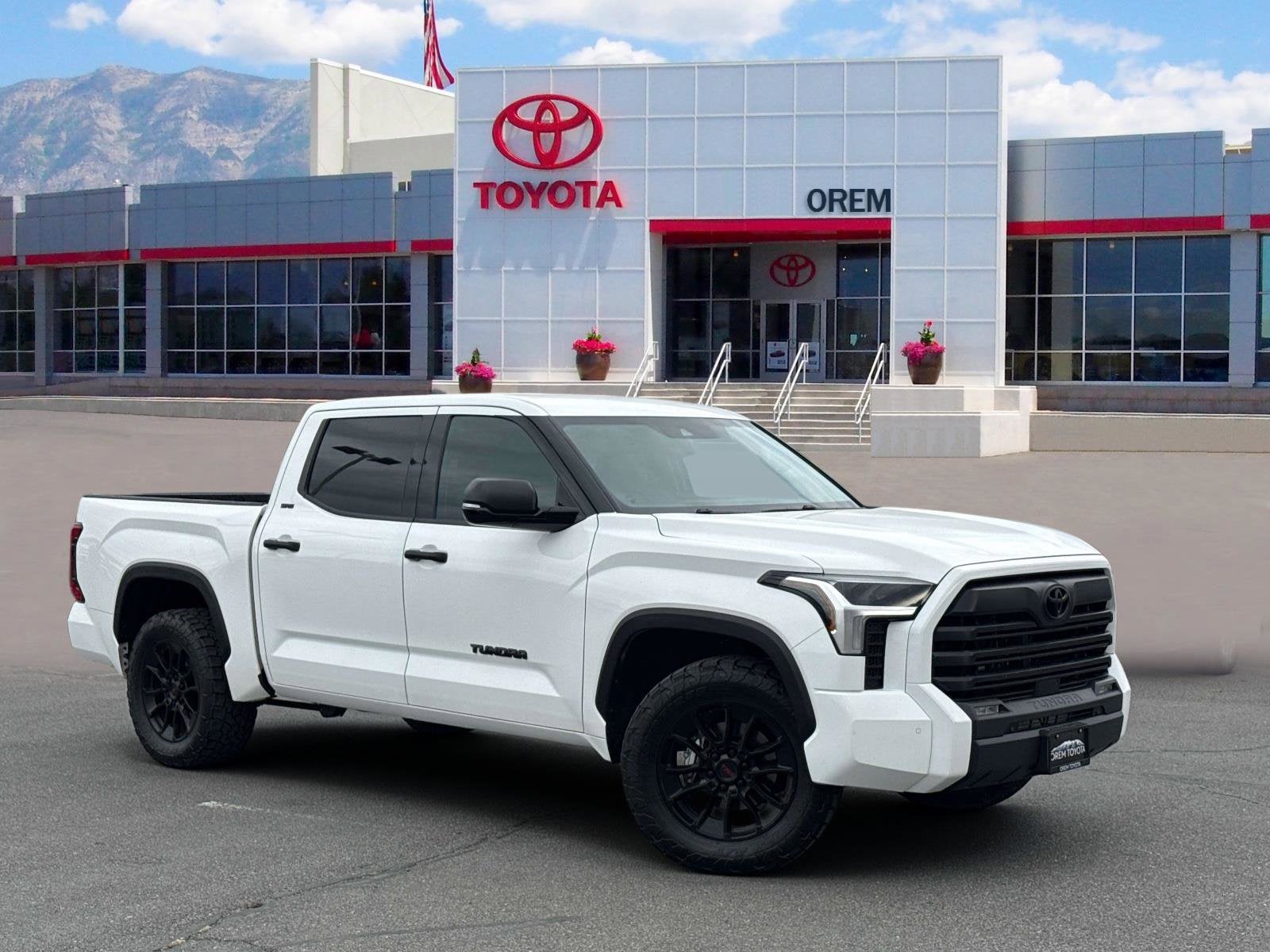 2023 Toyota TUNDRA 4X4 SR5