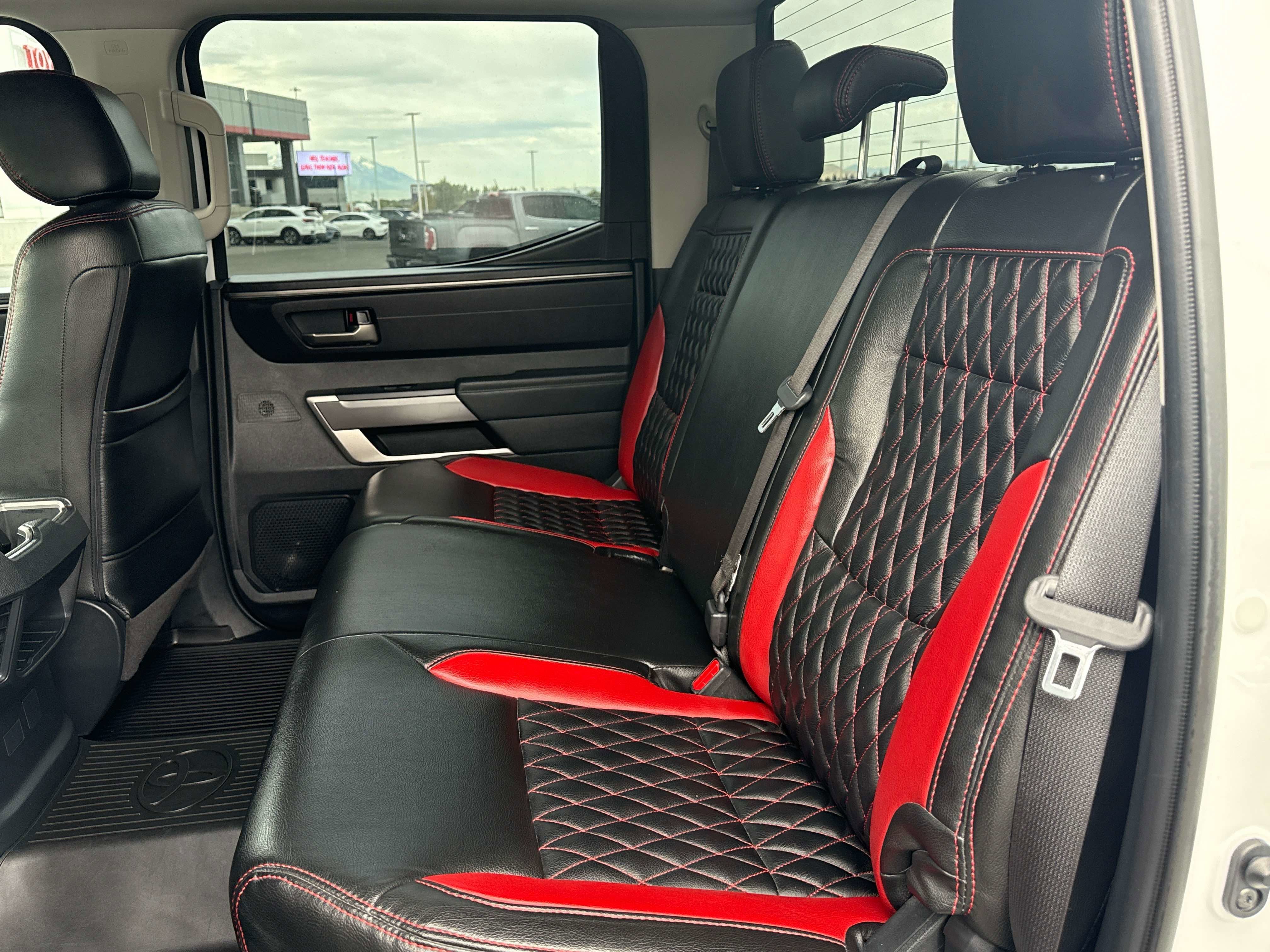 2023 Toyota TUNDRA 4X4 SR5