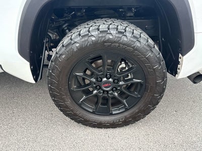 2023 Toyota TUNDRA 4X4 SR5