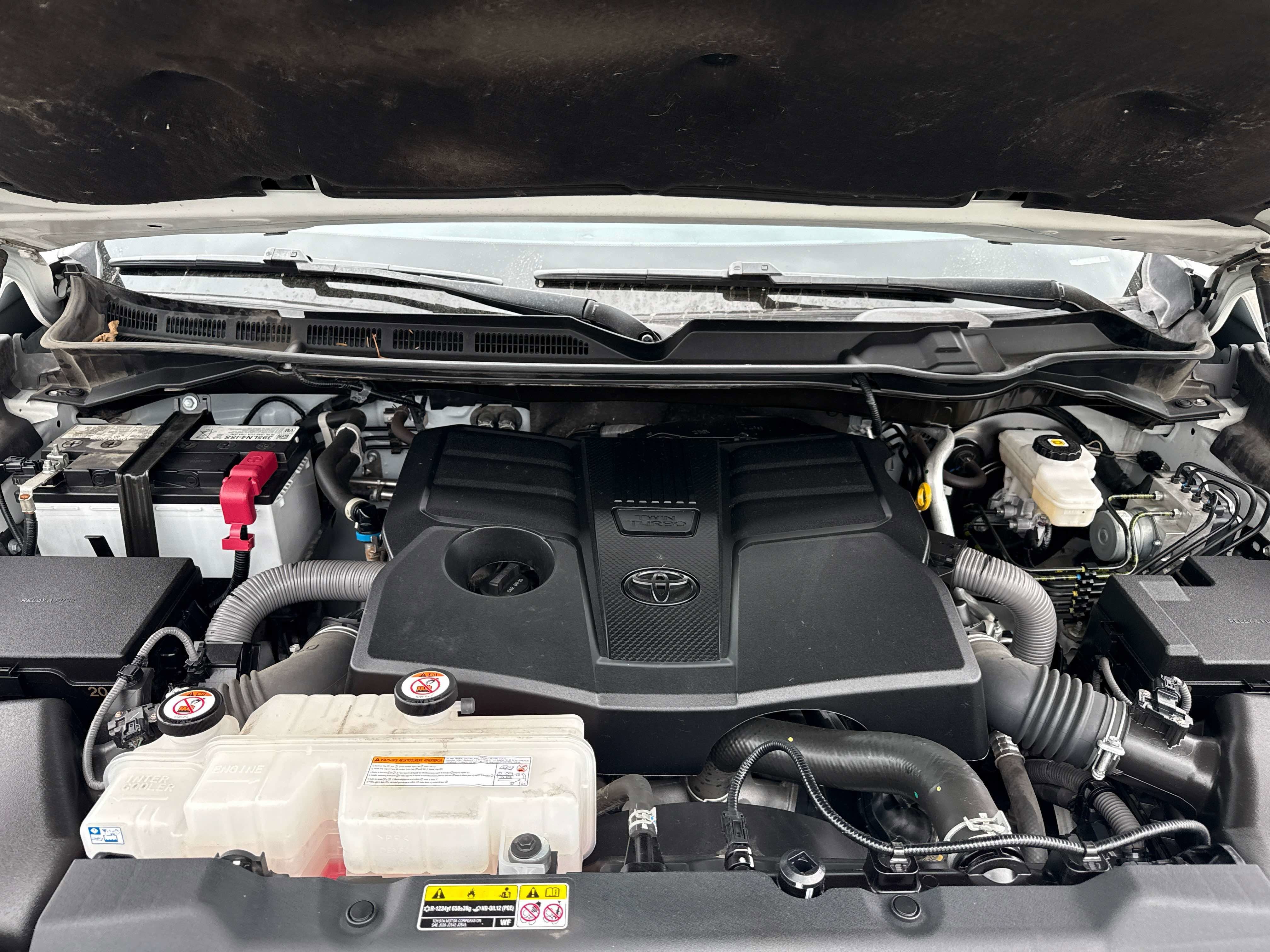 2023 Toyota TUNDRA 4X4 SR5