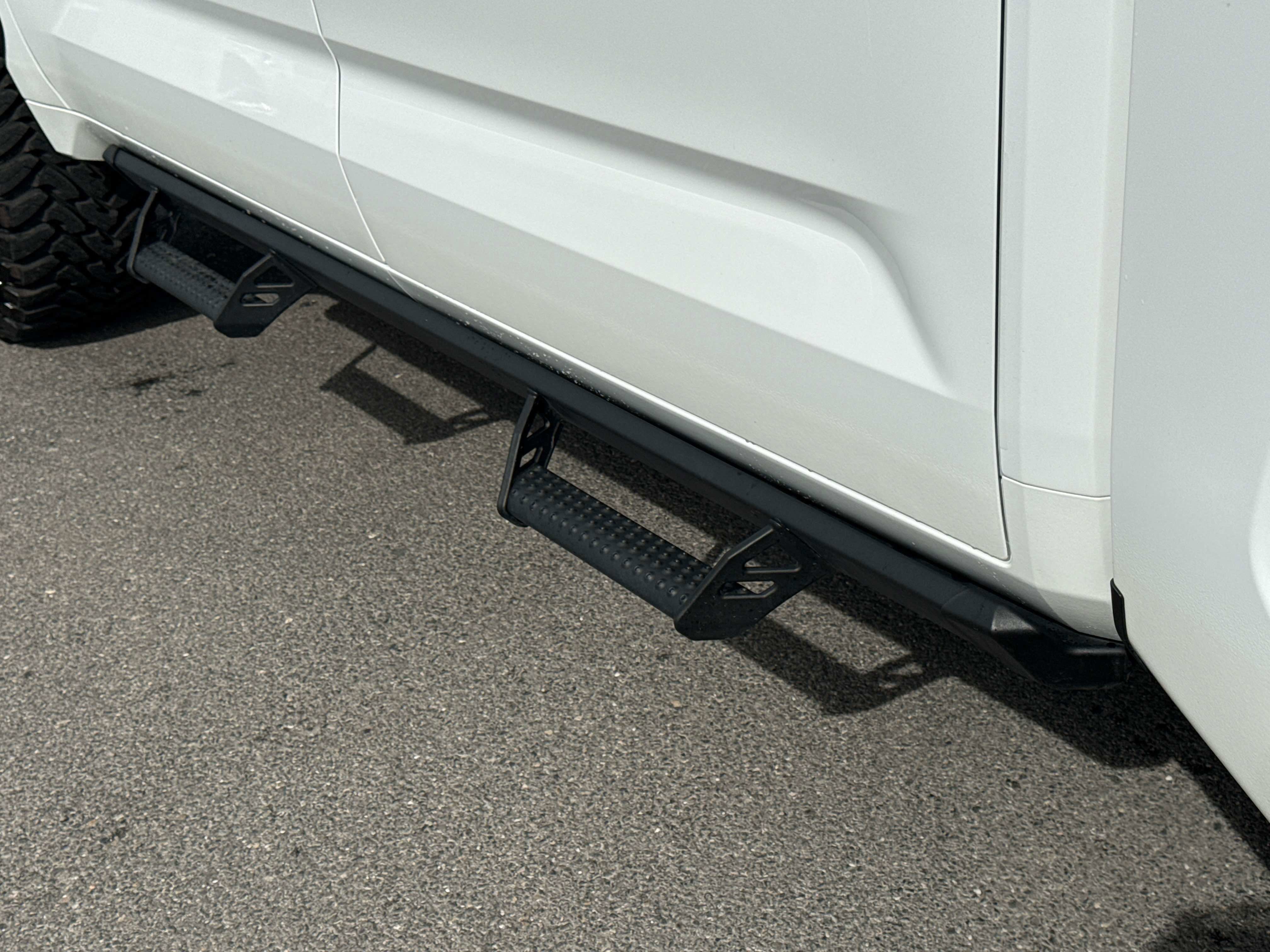 2025 Toyota TUNDRA 4X4 SR5