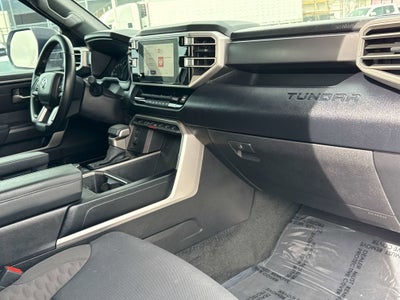 2025 Toyota TUNDRA 4X4 SR5