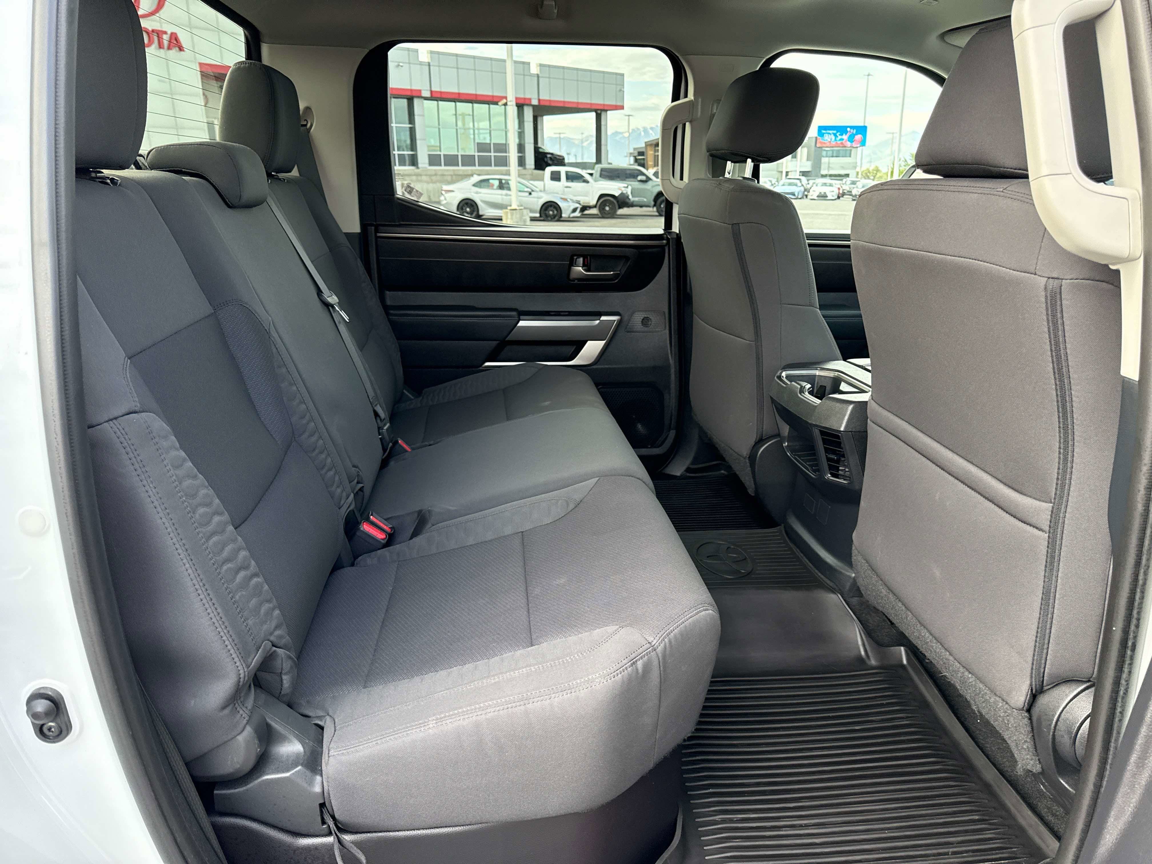 2023 Toyota TUNDRA 4X4 SR5