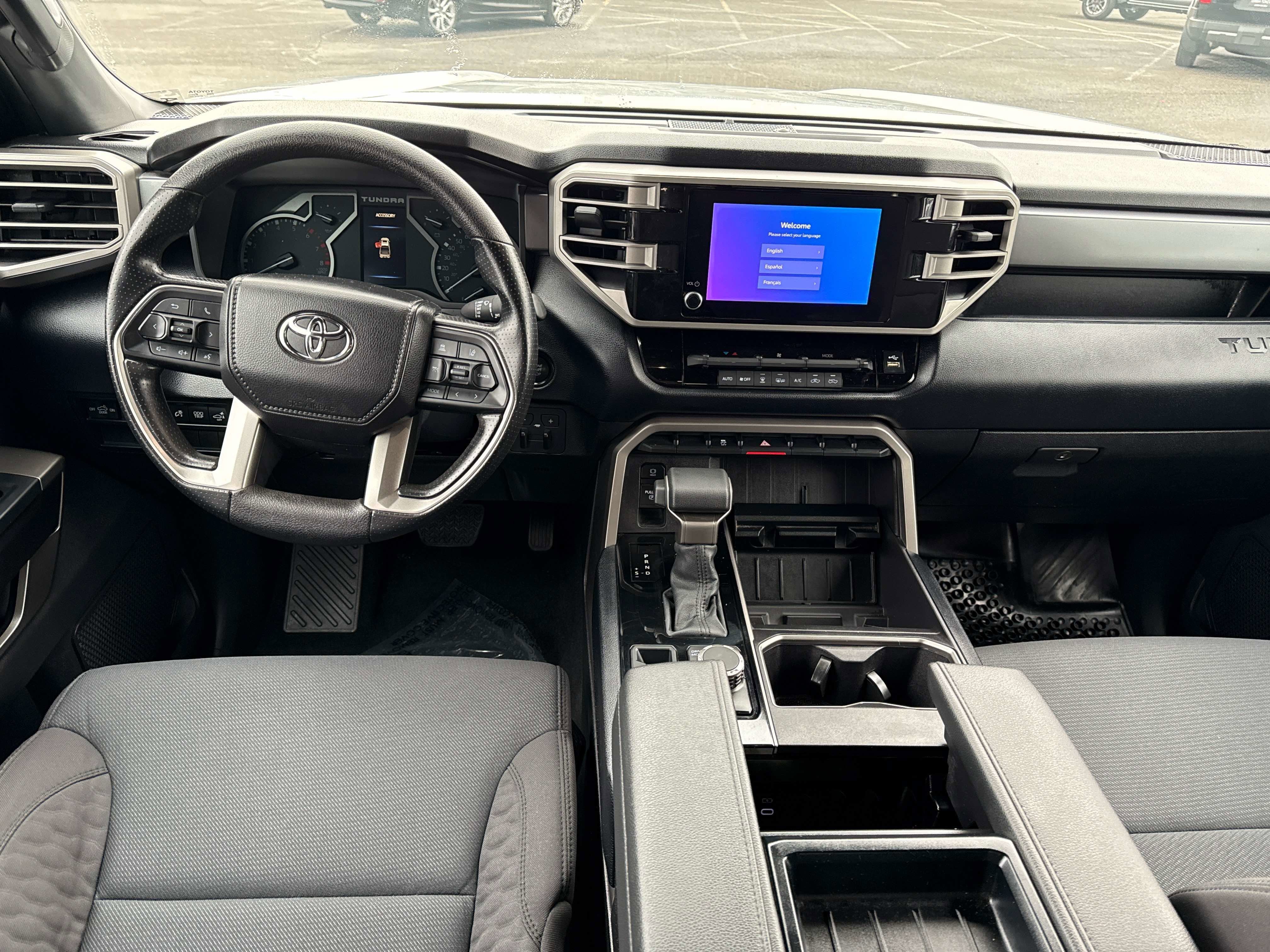 2025 Toyota TUNDRA 4X4 SR5