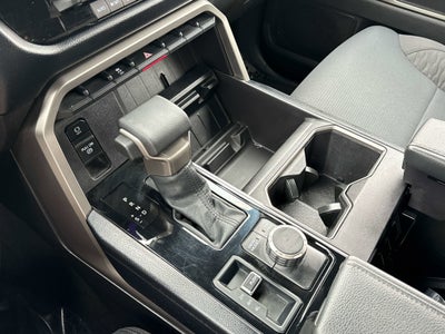 2025 Toyota TUNDRA 4X4 SR5