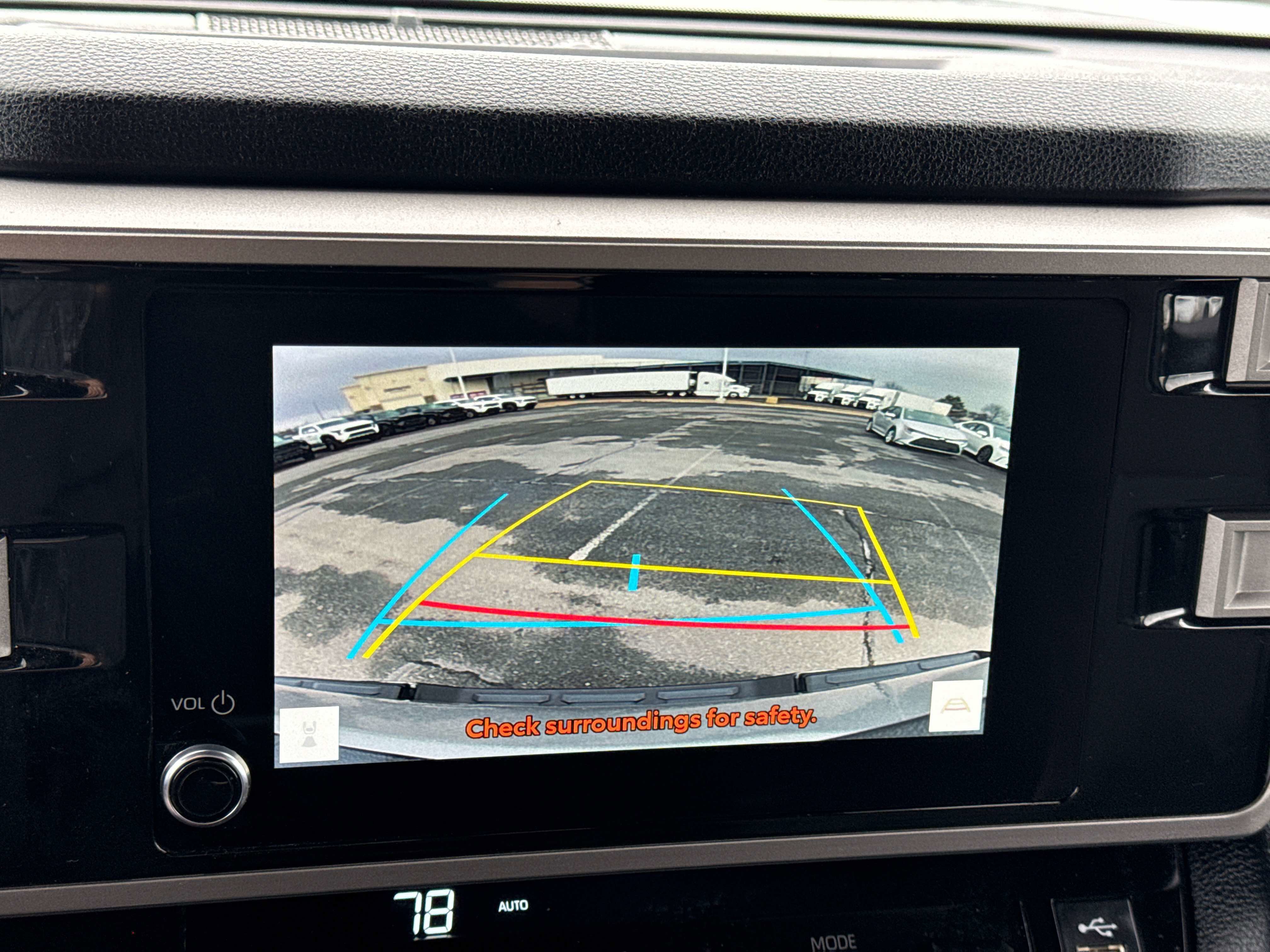 2025 Toyota TUNDRA 4X4 SR5