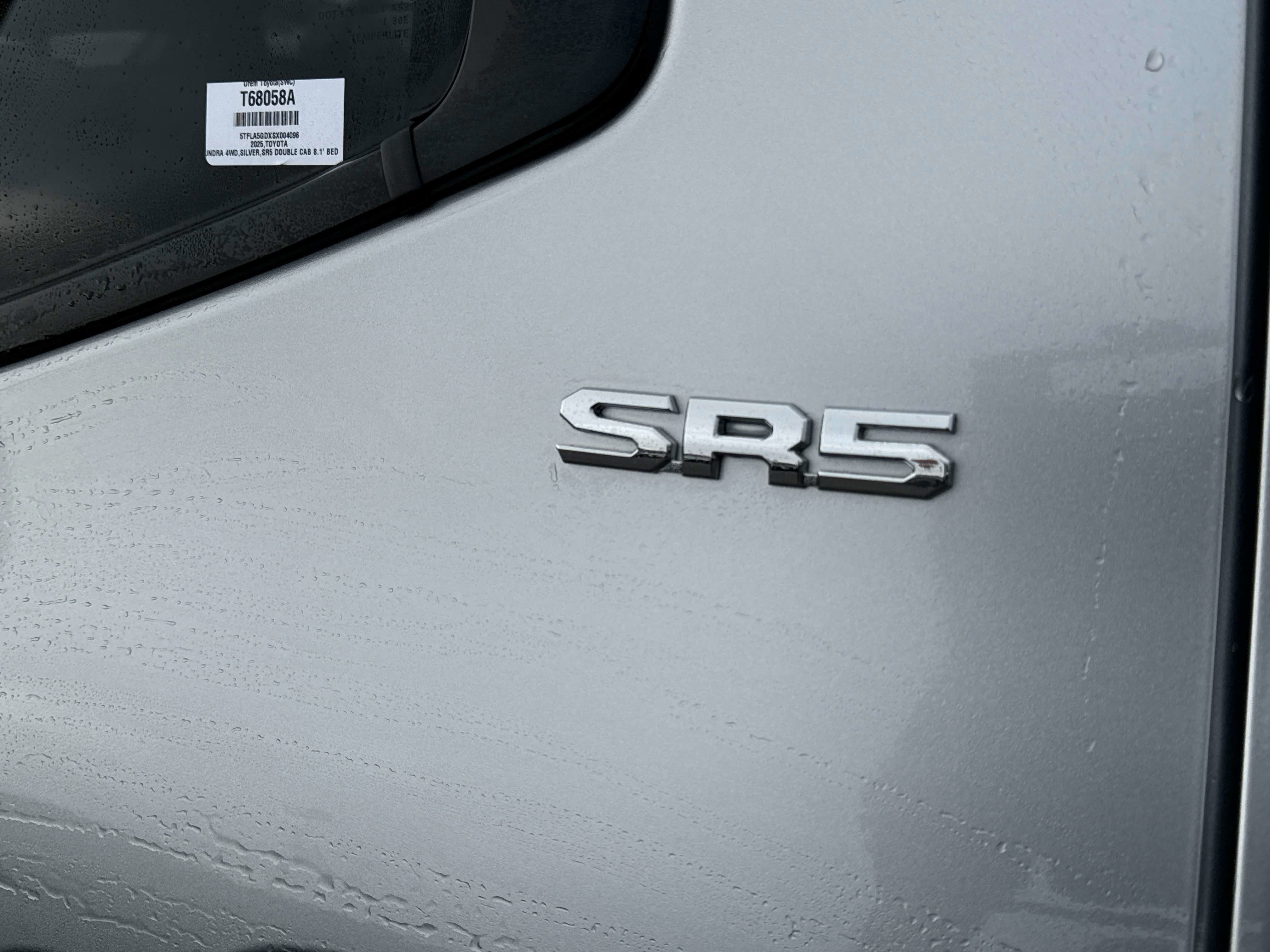 2025 Toyota TUNDRA 4X4 SR5