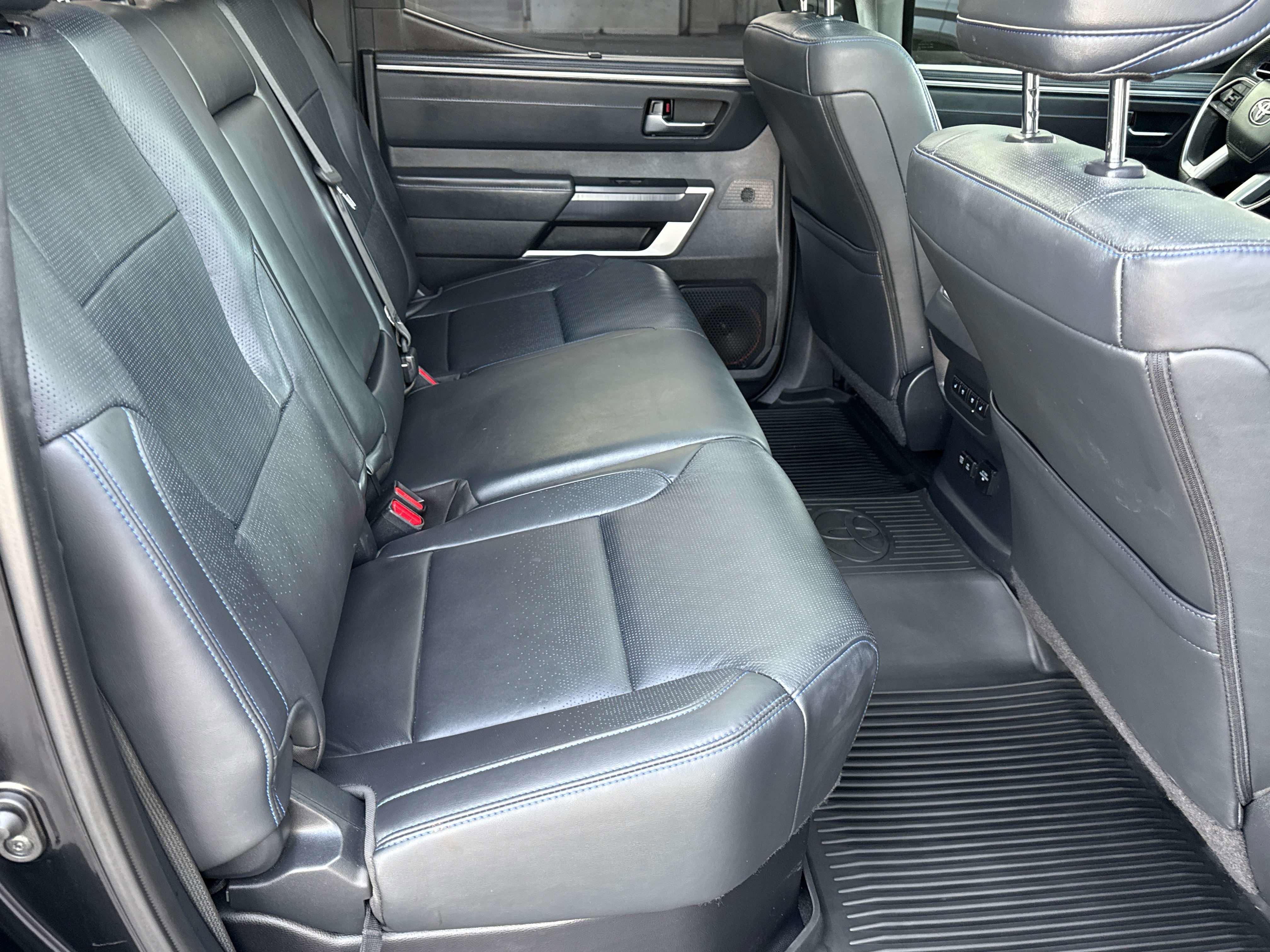 2023 Toyota TUNDRA 4X4 Platinum