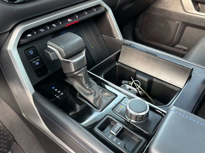 2023 Toyota TUNDRA 4X4 Platinum