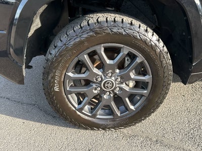 2023 Toyota TUNDRA 4X4 Platinum