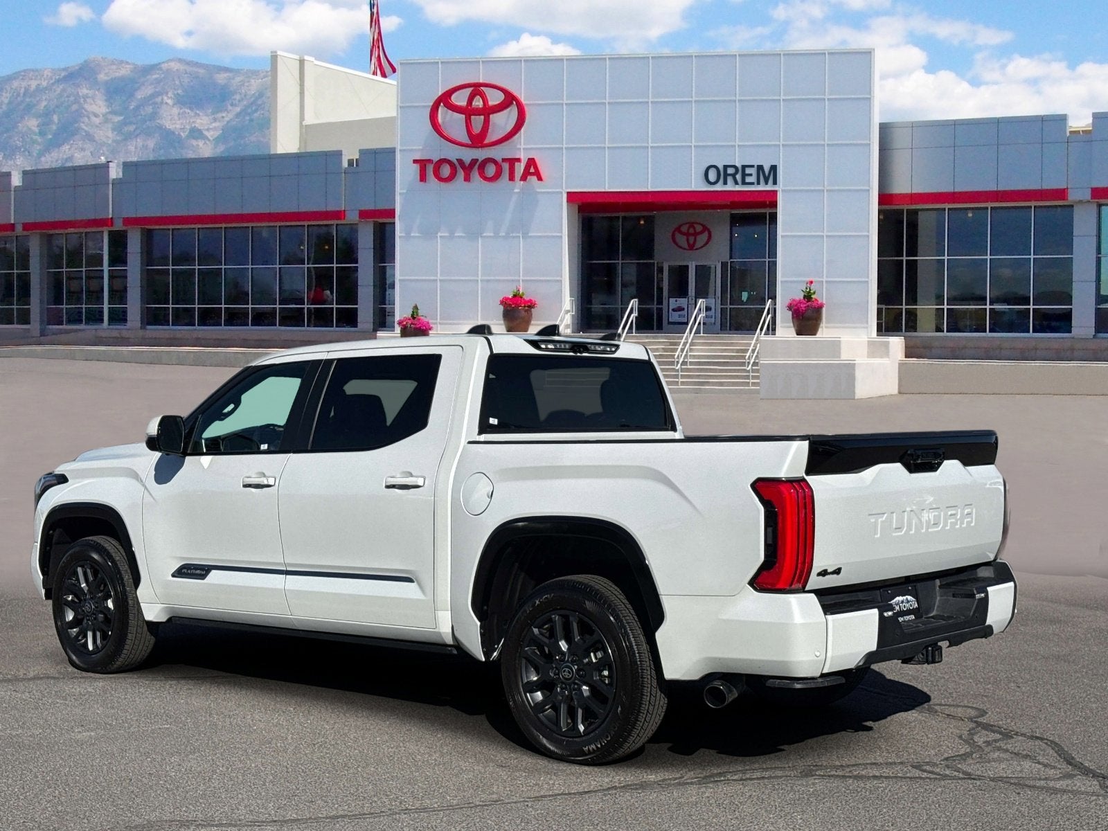 2025 Toyota TUNDRA 4X4 Platinum