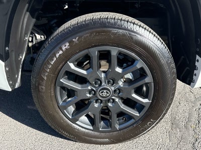 2025 Toyota TUNDRA 4X4 Platinum