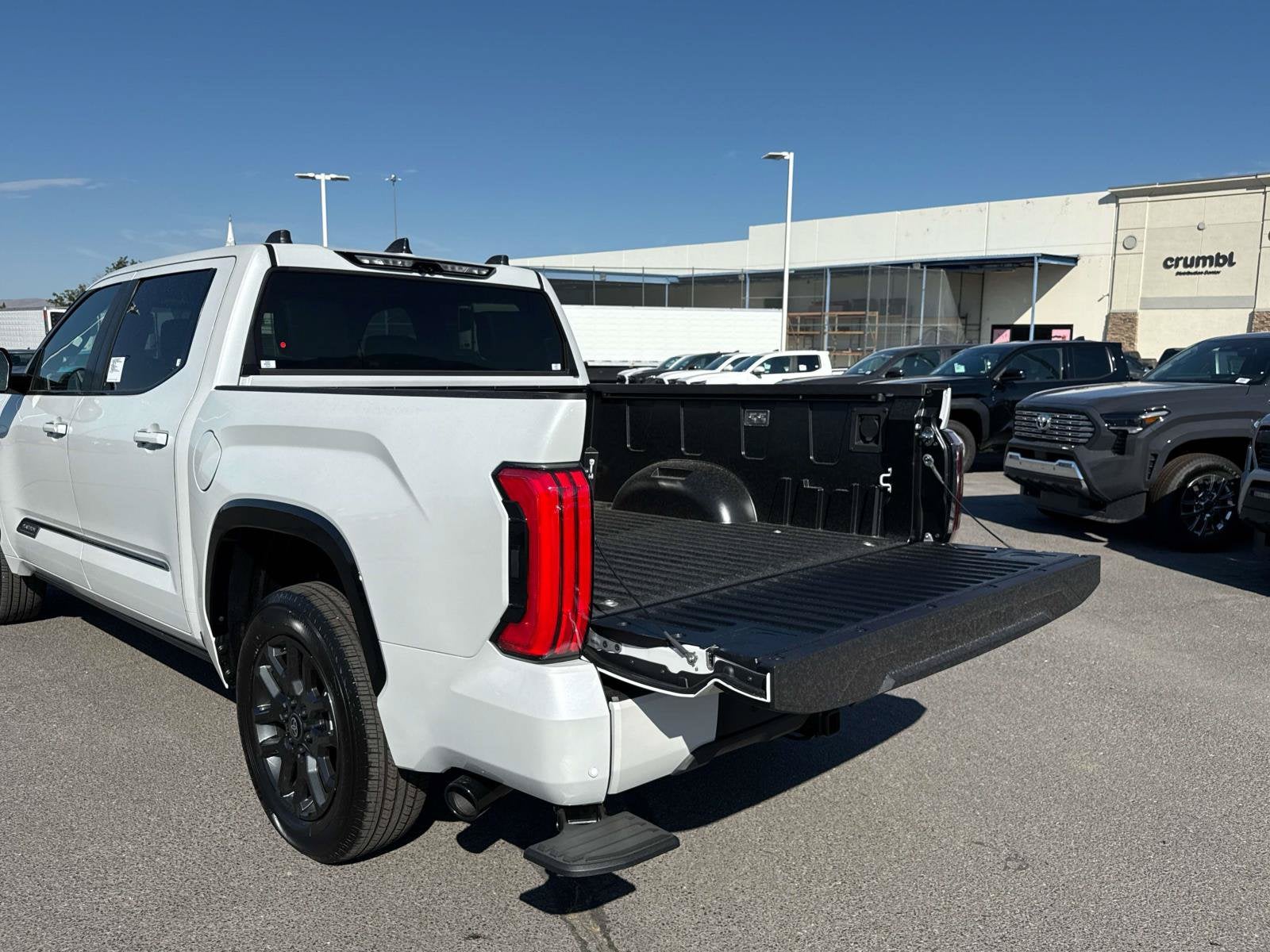 2026 Toyota Tundra i-FORCE MAX Platinum i-FORCE MAX