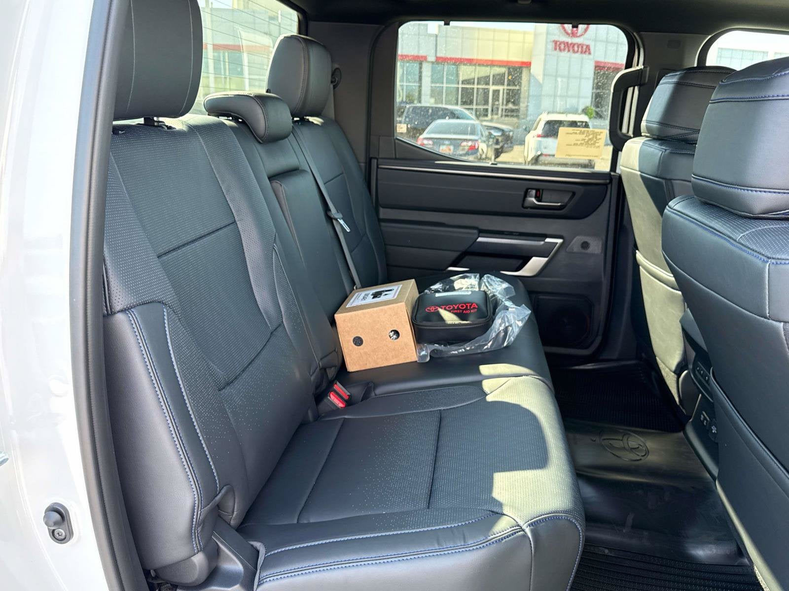 2026 Toyota Tundra i-FORCE MAX Platinum i-FORCE MAX