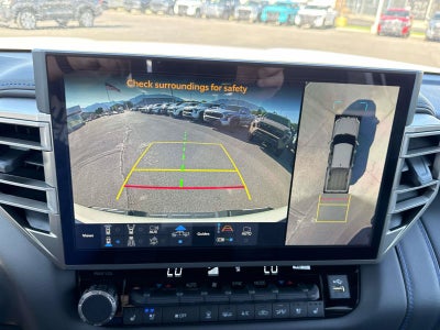 2026 Toyota Tundra i-FORCE MAX Platinum i-FORCE MAX