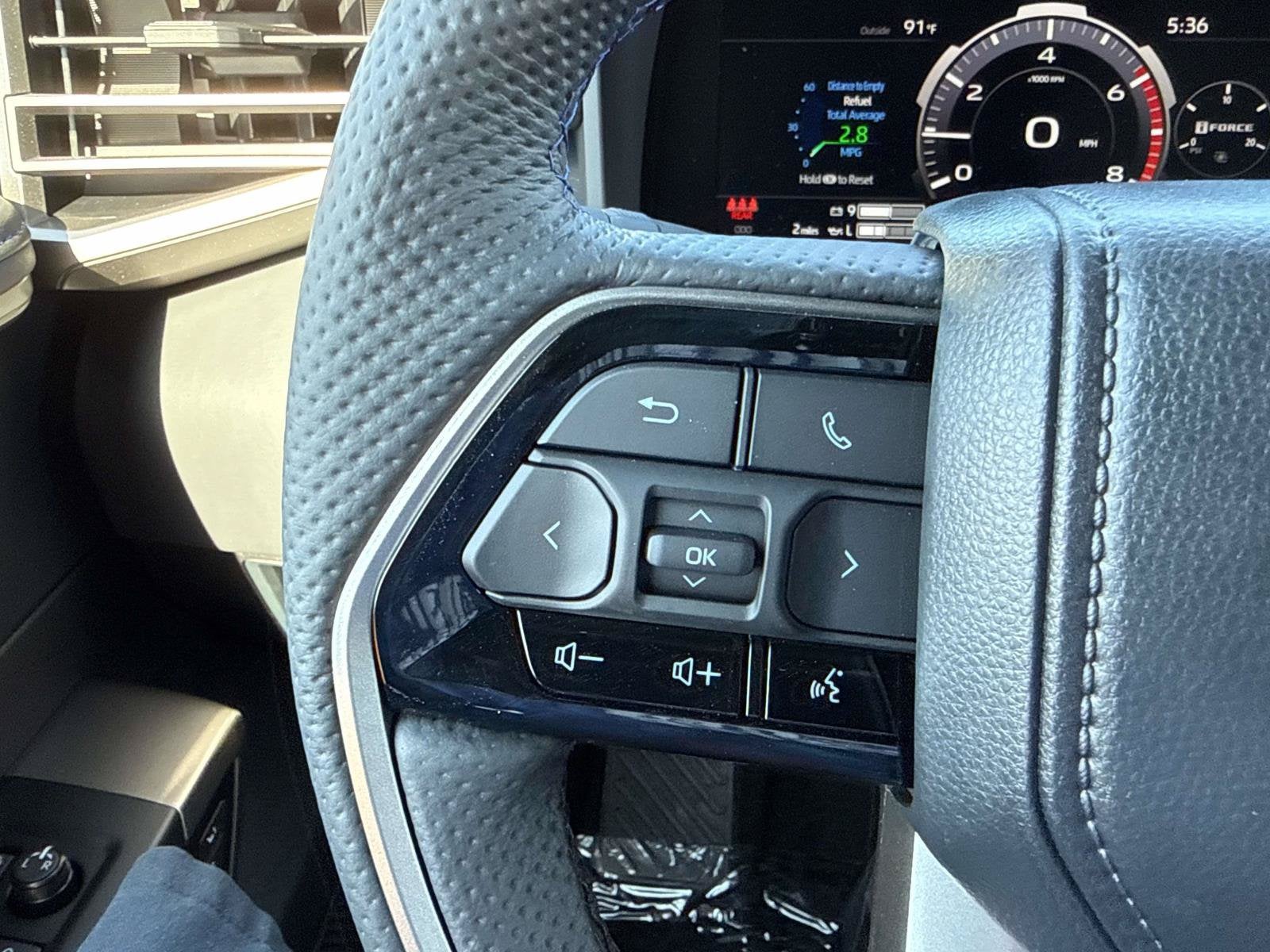 2026 Toyota Tundra i-FORCE MAX Platinum i-FORCE MAX