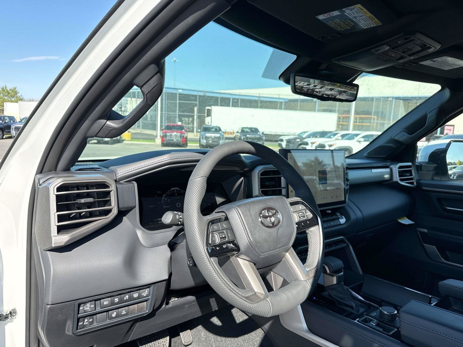 2026 Toyota Tundra i-FORCE MAX Platinum i-FORCE MAX