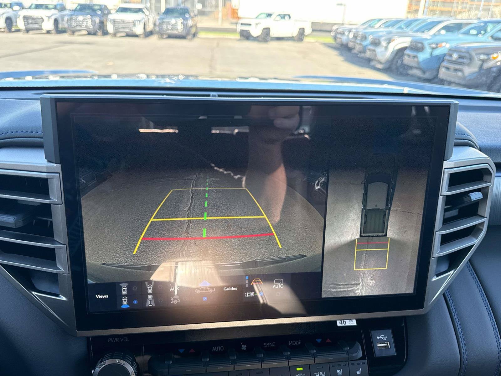 2026 Toyota Tundra i-FORCE MAX Platinum i-FORCE MAX