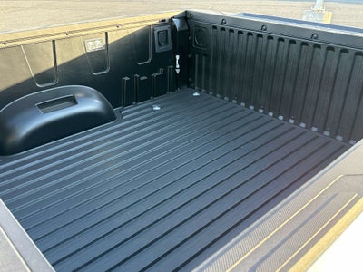 2026 Toyota Tundra i-FORCE MAX Platinum i-FORCE MAX